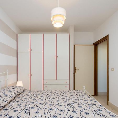 Beach Studios Con Accesso Diretto Alla Spiaggia Torre Pali Екстериор снимка