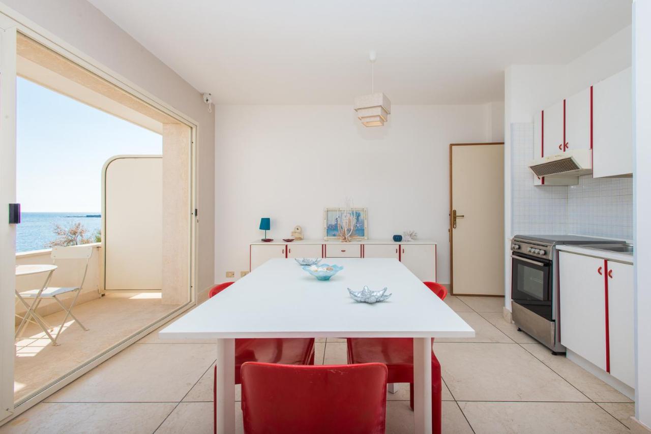 Beach Studios Con Accesso Diretto Alla Spiaggia Torre Pali Екстериор снимка